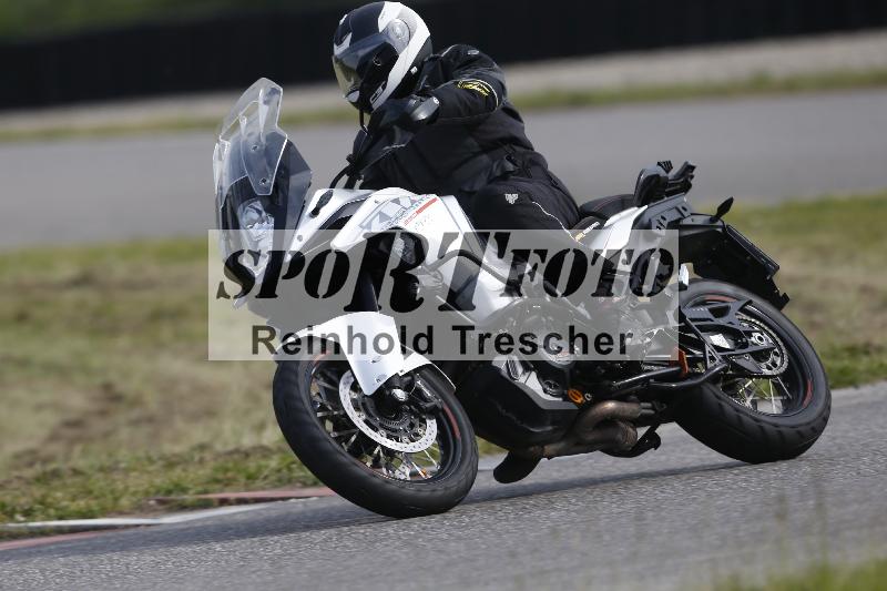 /Archiv-2024/17 01.05.2024 Speer Racing ADR/Schnuppertraining